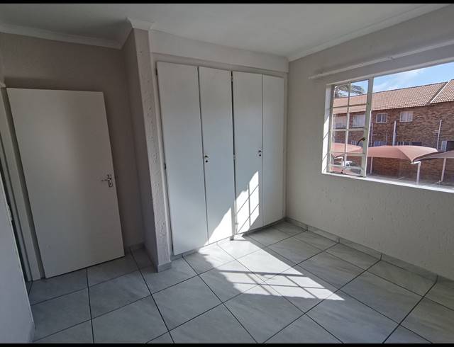 2 BEDROOM APARTMENT FOR SALE IN KENLEAF